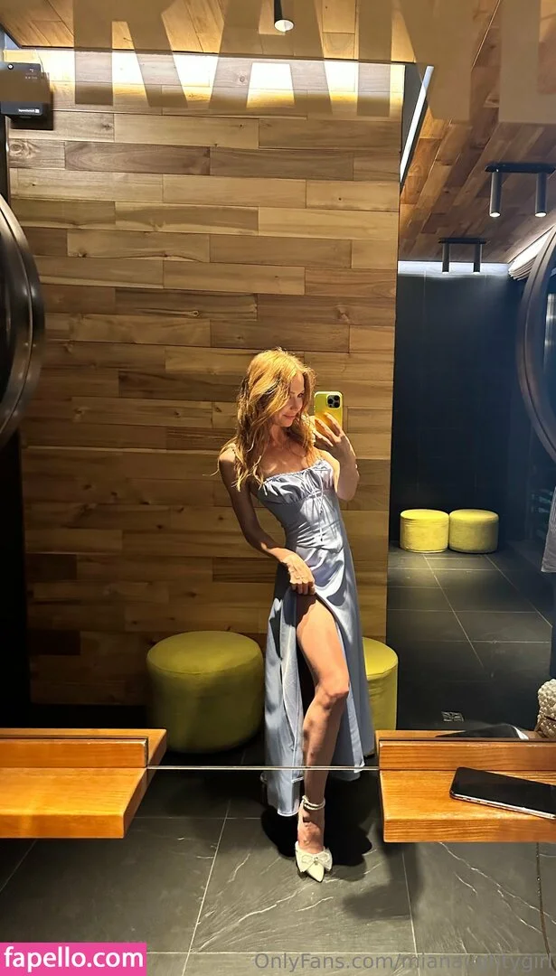miaalario Nude Onlyfans Photo 3