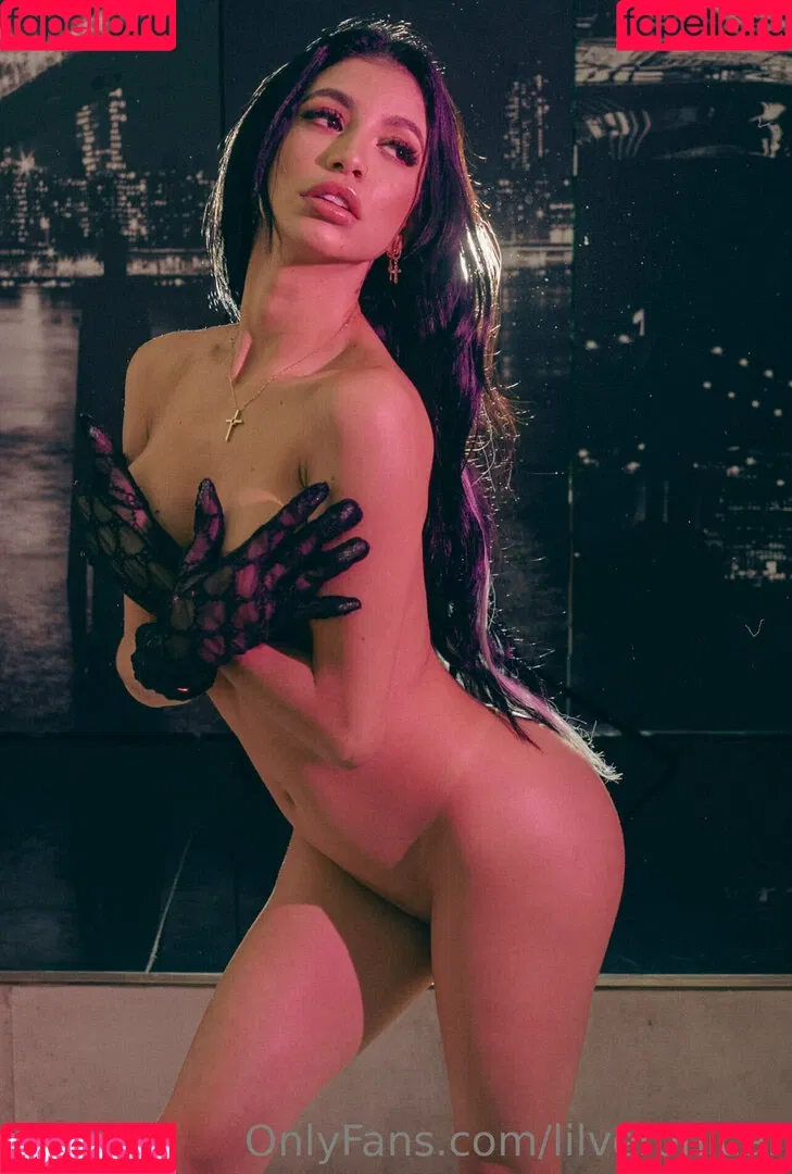Lilveronicar / Veronica Rodriguez / vrodlive Onlyfans Photo Gallery 