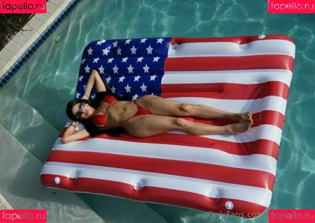 Lilveronicar / Veronica Rodriguez / vrodlive Onlyfans Photo Gallery 