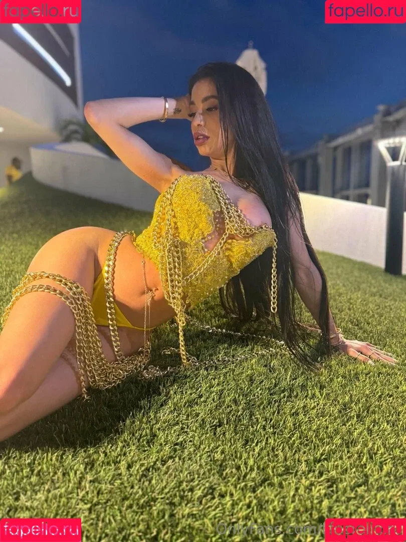 Lilveronicar / Veronica Rodriguez / vrodlive Onlyfans Photo Gallery 