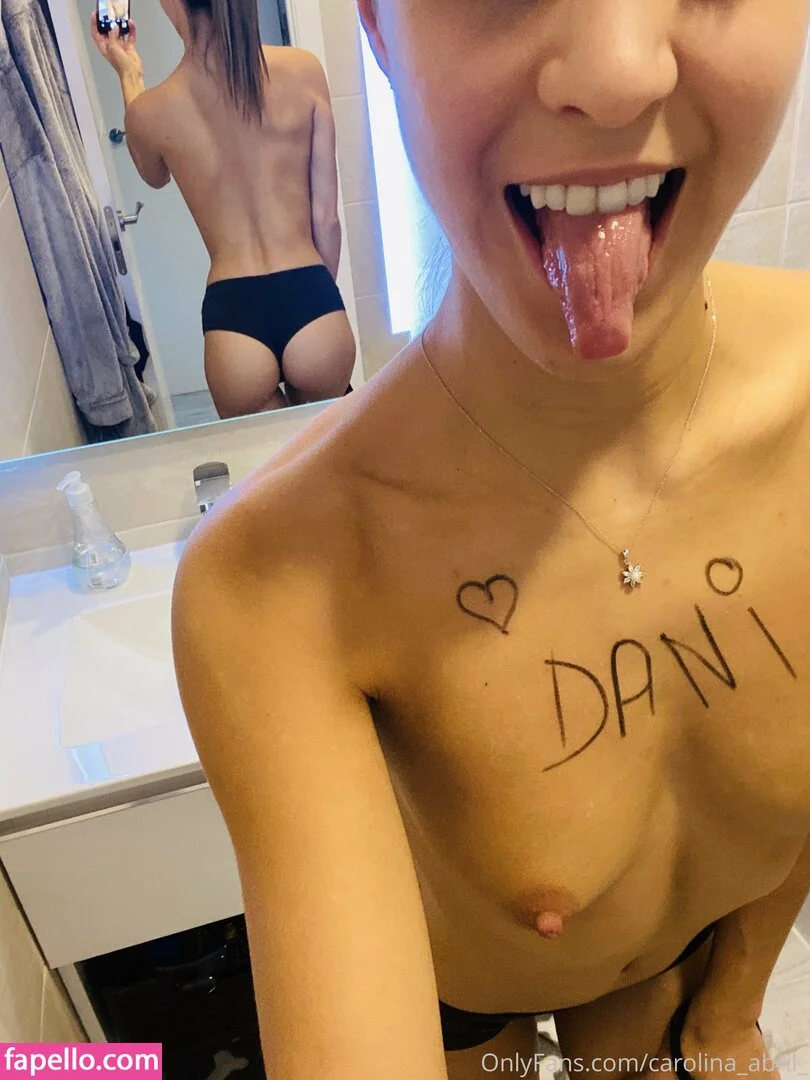 Carolina Abril Nude Onlyfans Photo 5