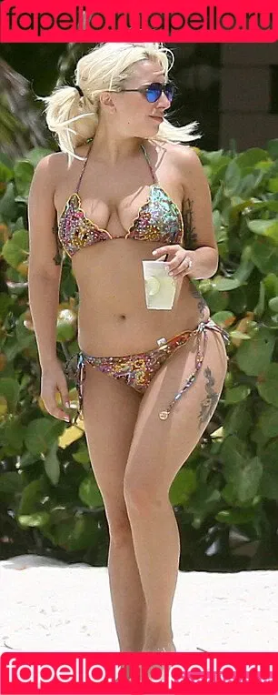 Lady Gaga / ladygaga Onlyfans Photo Gallery 