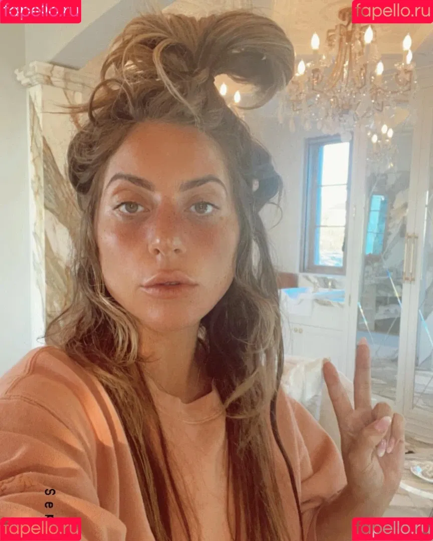 Lady Gaga / ladygaga Onlyfans Photo Gallery 
