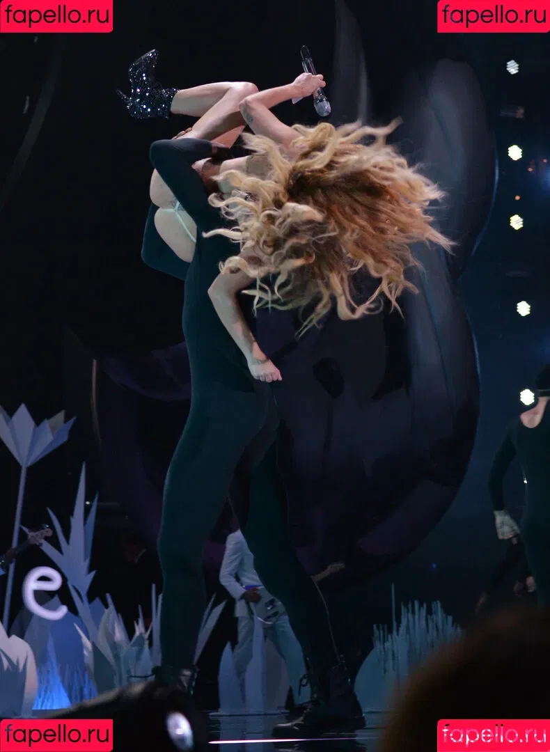 Lady Gaga / ladygaga Onlyfans Photo Gallery 