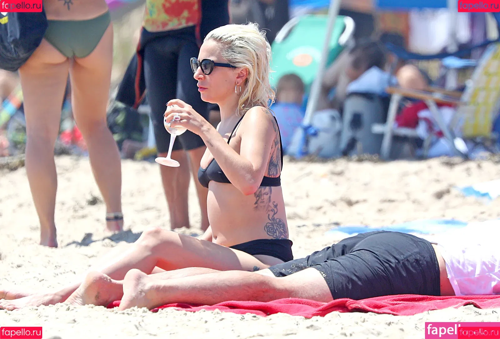Lady Gaga / ladygaga Onlyfans Photo Gallery 