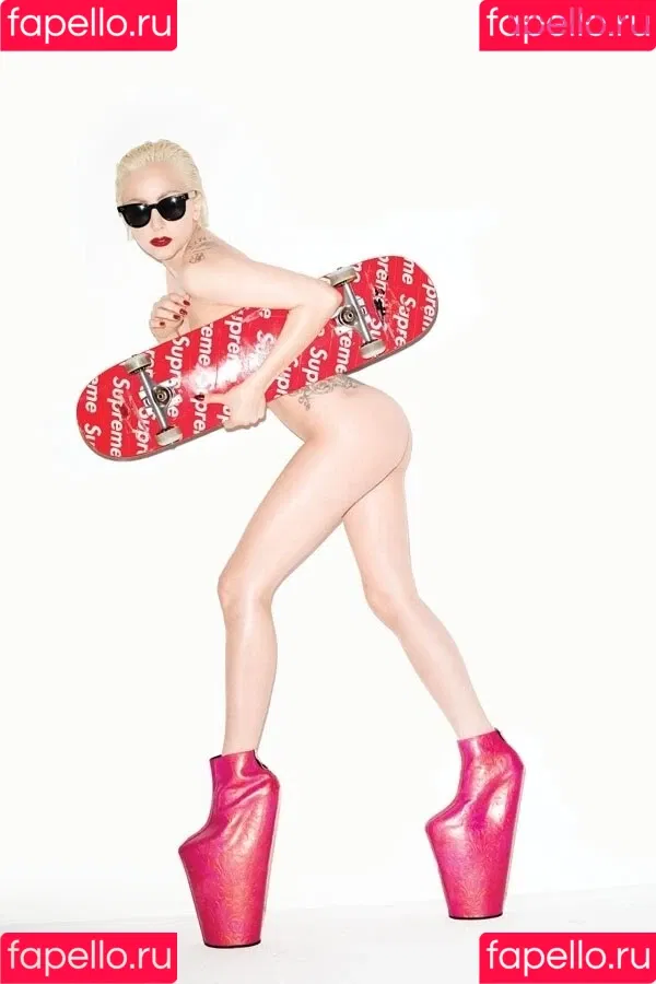 Lady Gaga / ladygaga Onlyfans Photo Gallery 