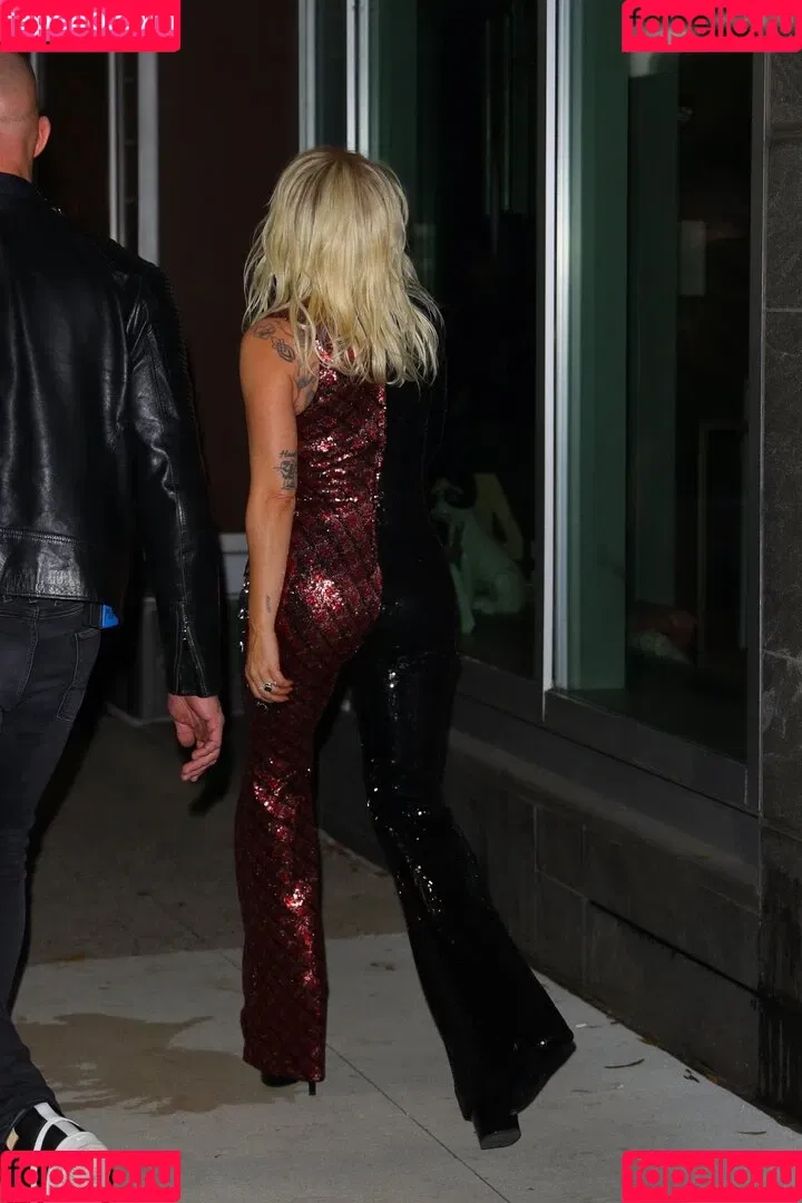 Lady Gaga / ladygaga Onlyfans Photo Gallery 