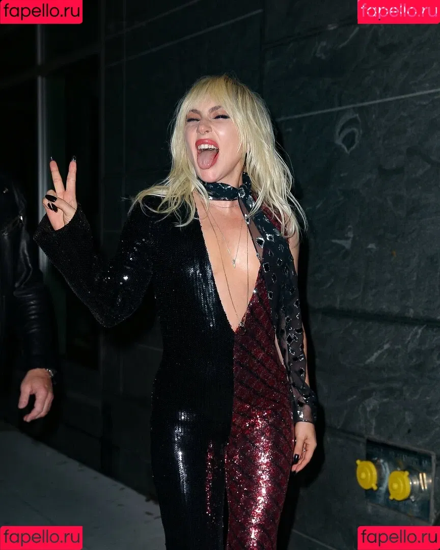 Lady Gaga / ladygaga Onlyfans Photo Gallery 