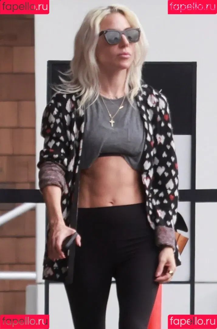 Lady Gaga / ladygaga Onlyfans Photo Gallery 