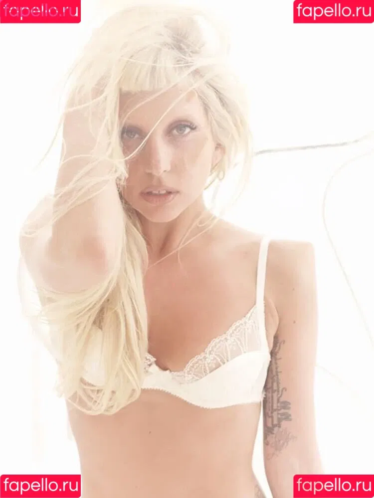 Lady Gaga / ladygaga Onlyfans Photo Gallery 