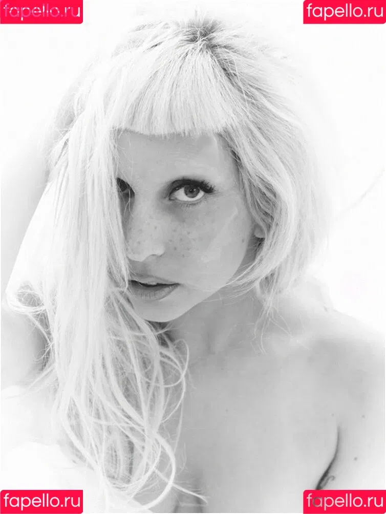 Lady Gaga / ladygaga Onlyfans Photo Gallery 