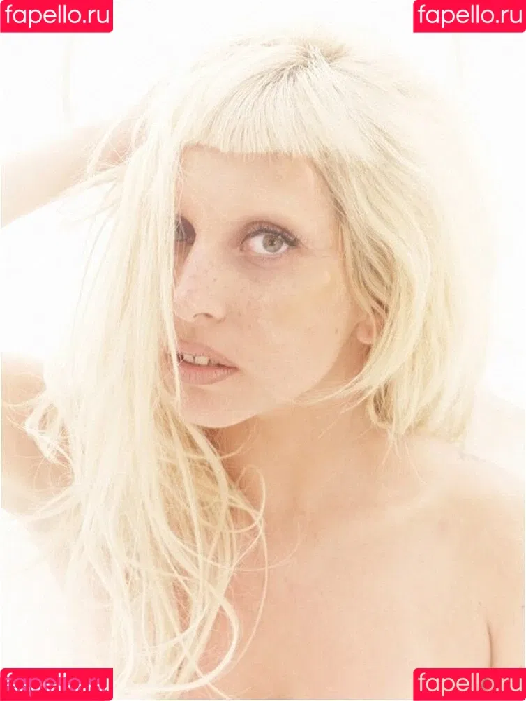 Lady Gaga / ladygaga Onlyfans Photo Gallery 