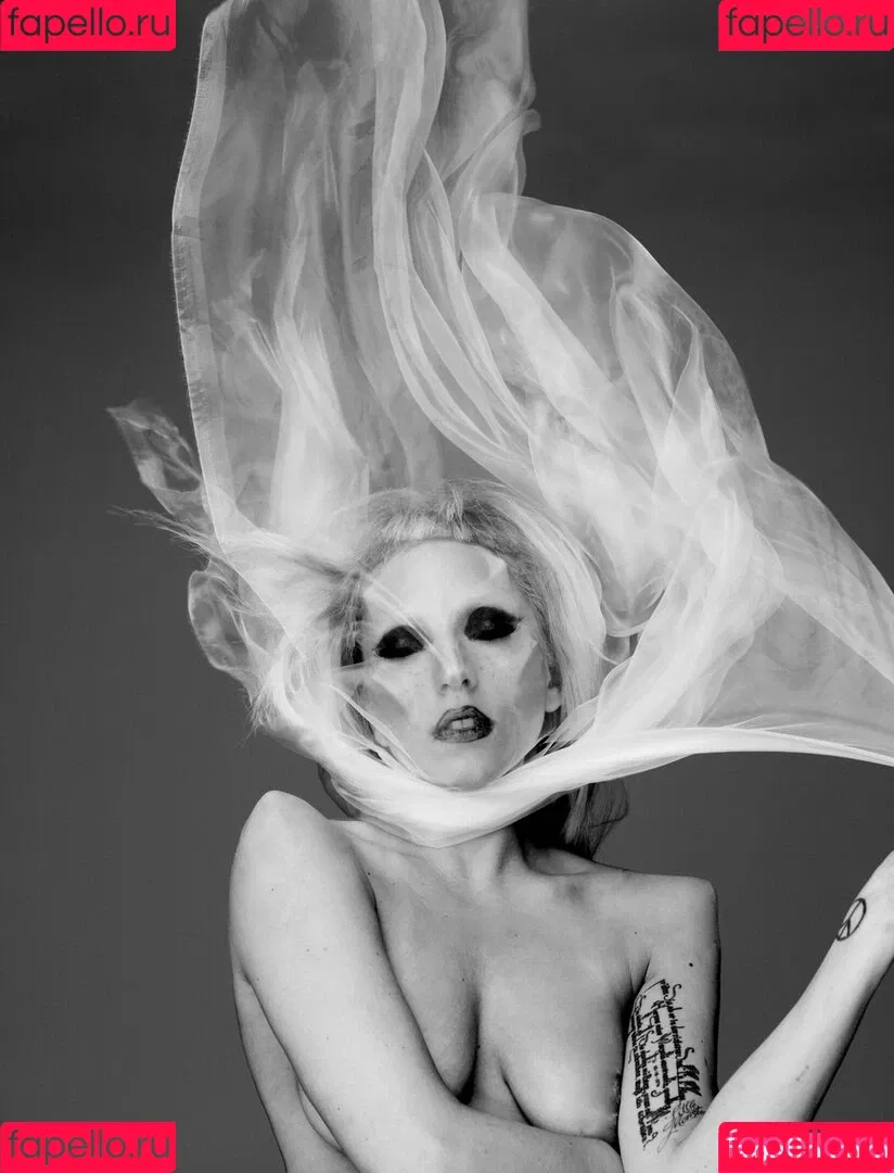 Lady Gaga / ladygaga Onlyfans Photo Gallery 