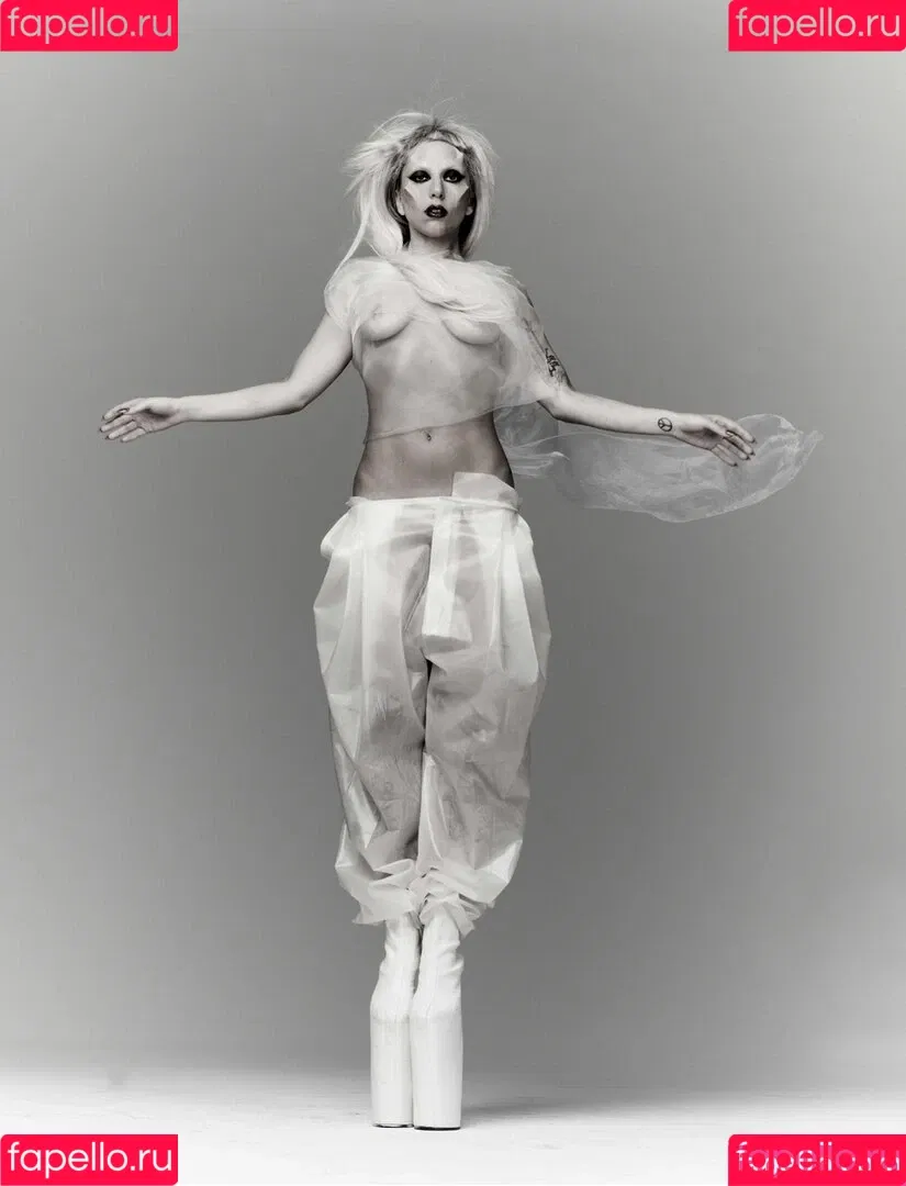 Lady Gaga / ladygaga Onlyfans Photo Gallery 