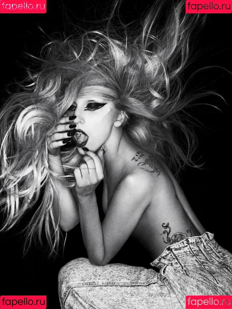 Lady Gaga / ladygaga Onlyfans Photo Gallery 