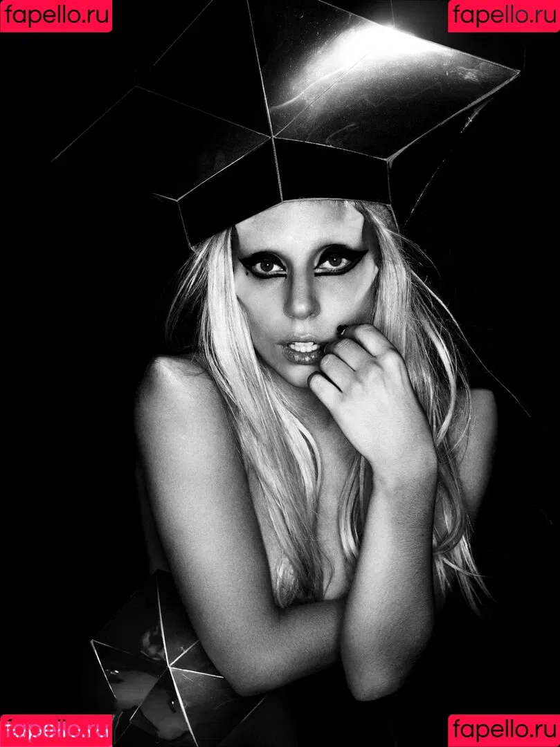 Lady Gaga / ladygaga Onlyfans Photo Gallery 