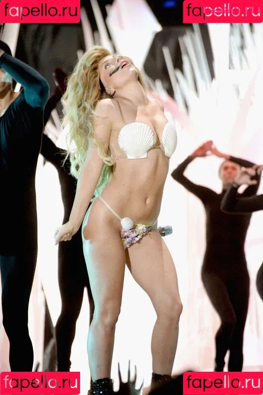 Lady Gaga / ladygaga Onlyfans Photo Gallery 