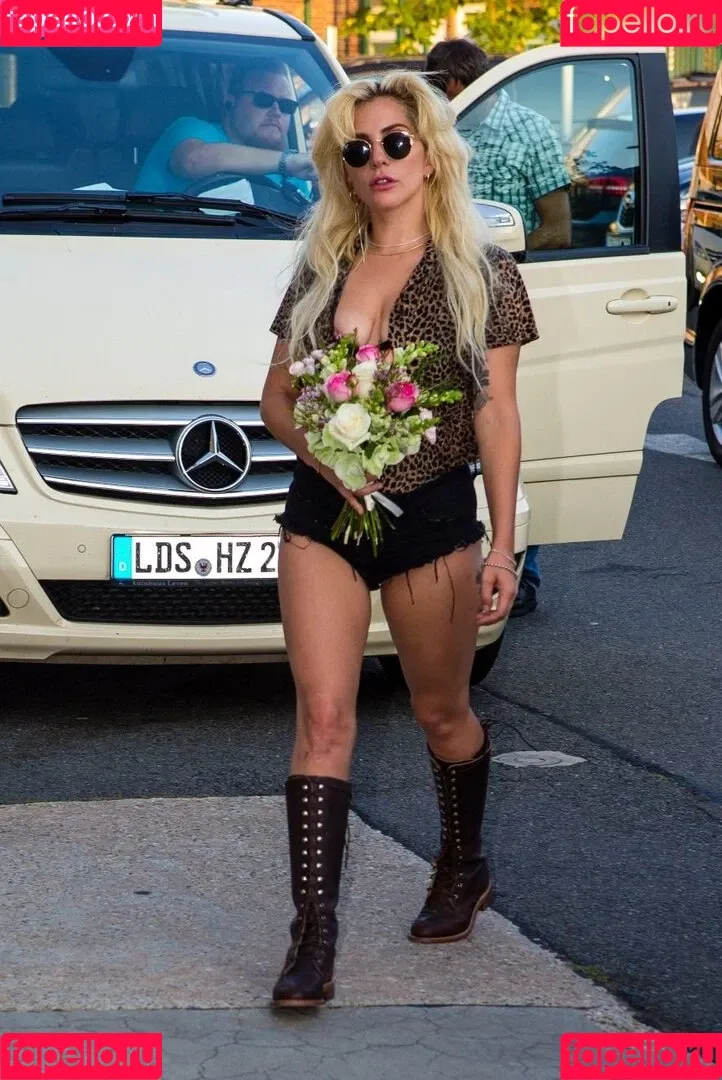 Lady Gaga / ladygaga Onlyfans Photo Gallery 