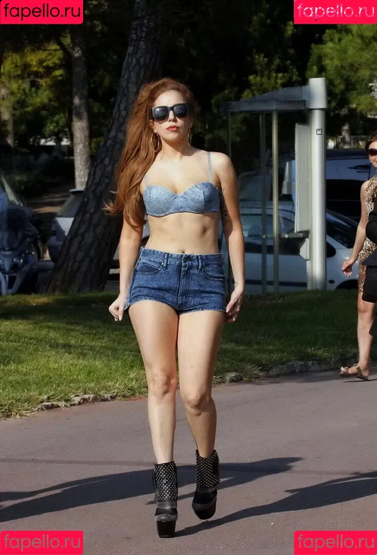 Lady Gaga / ladygaga Onlyfans Photo Gallery 