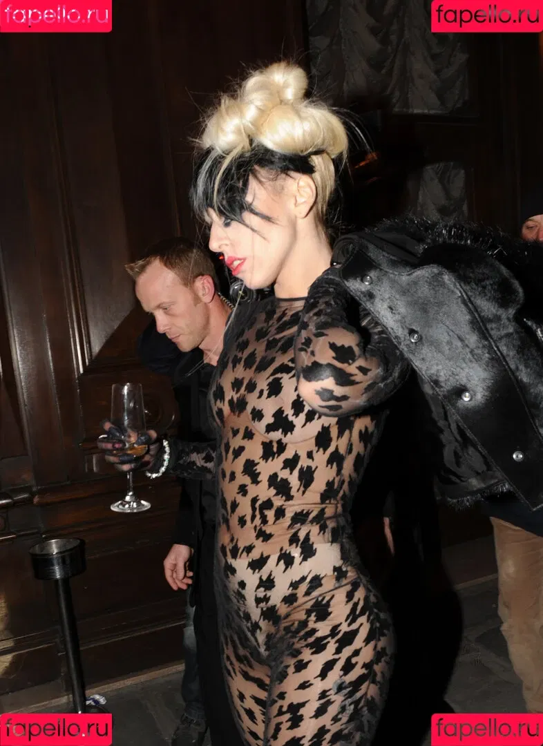 Lady Gaga / ladygaga Onlyfans Photo Gallery 