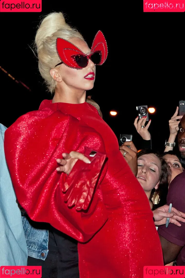Lady Gaga / ladygaga Onlyfans Photo Gallery 