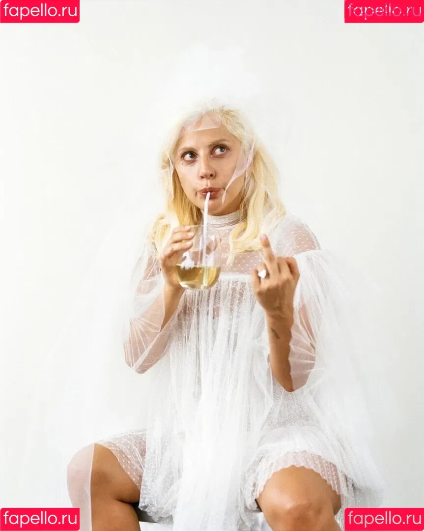Lady Gaga / ladygaga Onlyfans Photo Gallery 