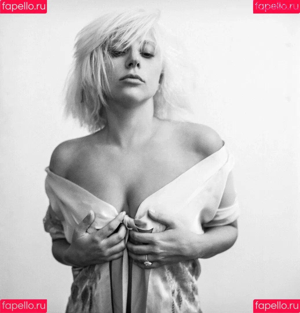 Lady Gaga / ladygaga Onlyfans Photo Gallery 