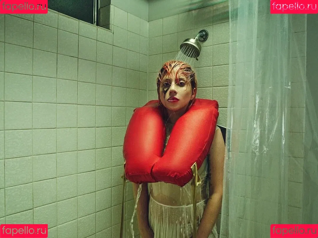 Lady Gaga / ladygaga Onlyfans Photo Gallery 