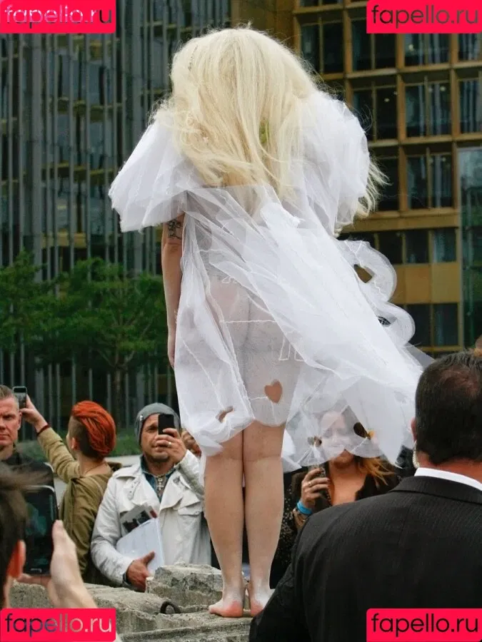 Lady Gaga / ladygaga Onlyfans Photo Gallery 