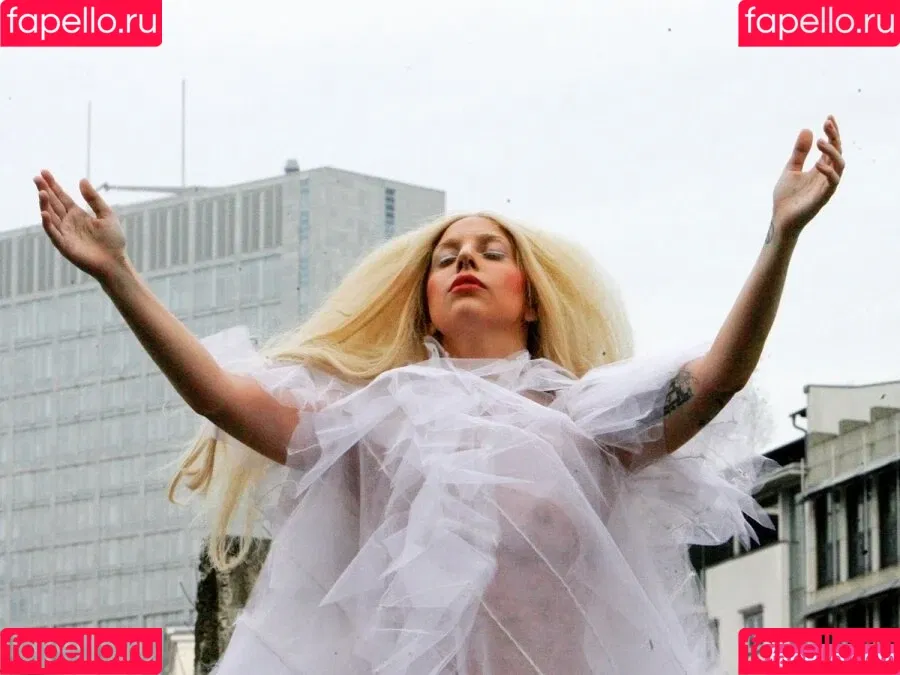 Lady Gaga / ladygaga Onlyfans Photo Gallery 