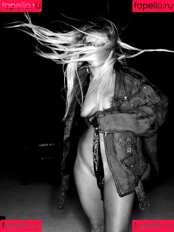 Lady Gaga / ladygaga Onlyfans Photo Gallery 