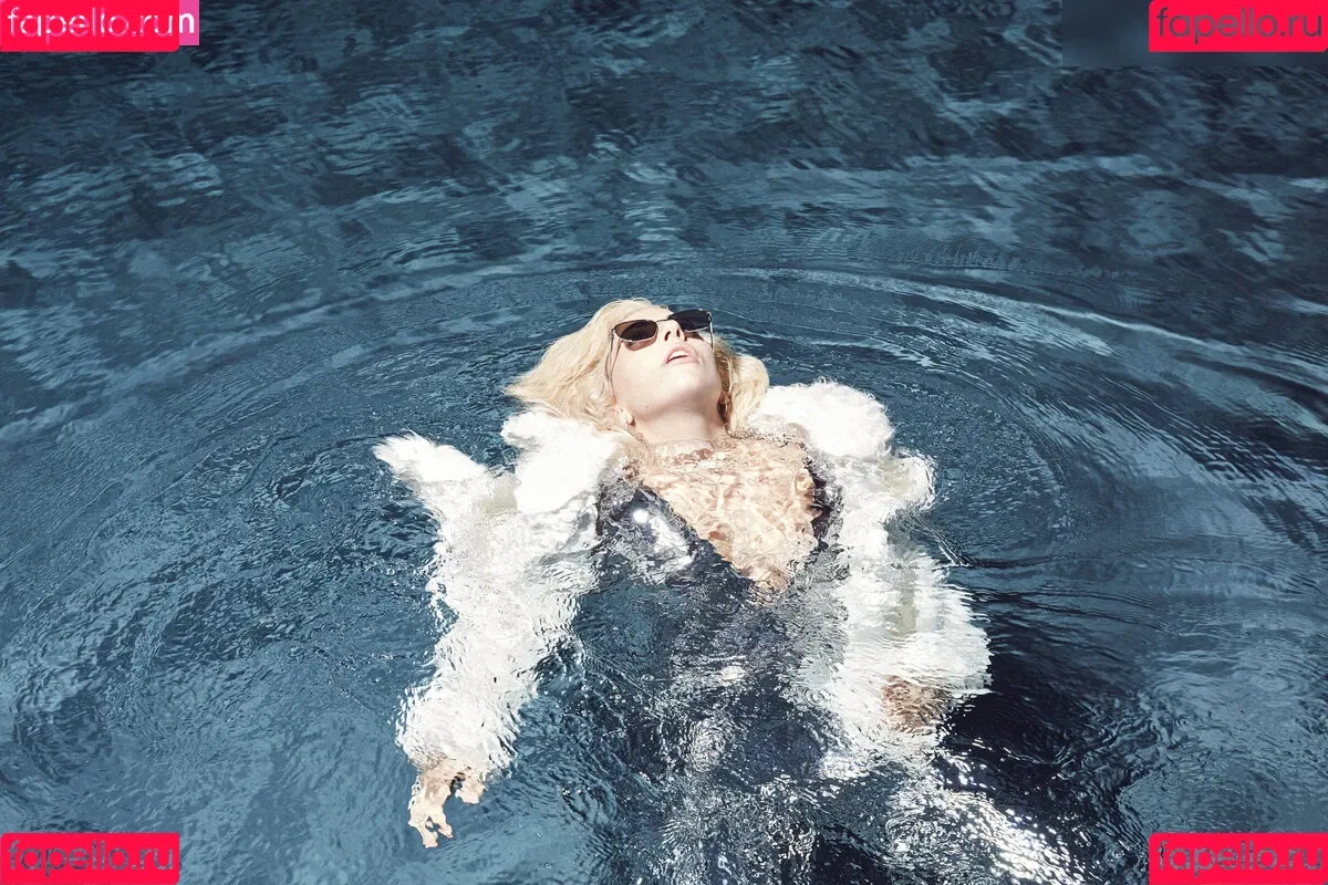 Lady Gaga / ladygaga Onlyfans Photo Gallery 