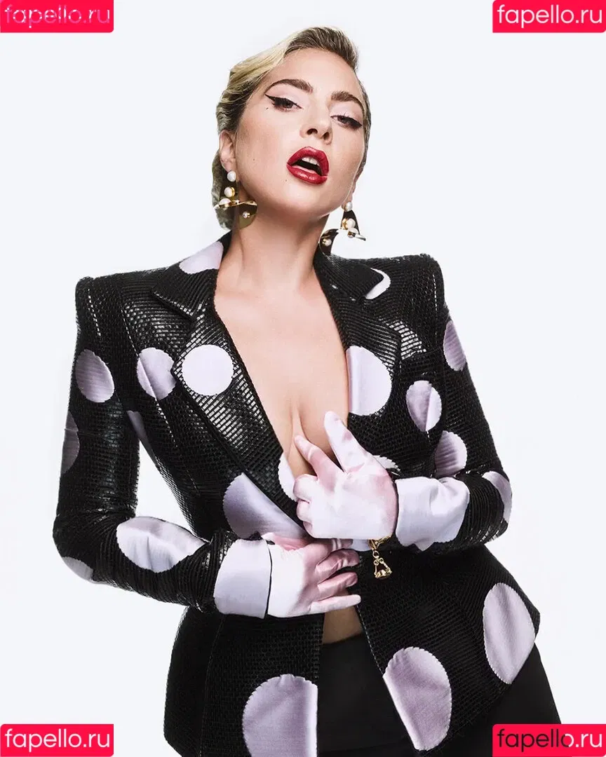 Lady Gaga / ladygaga Onlyfans Photo Gallery 