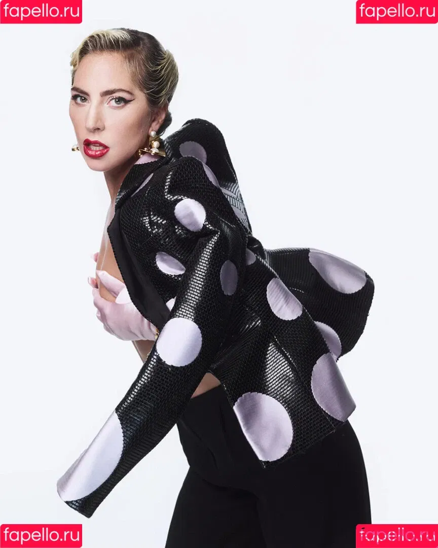 Lady Gaga / ladygaga Onlyfans Photo Gallery 