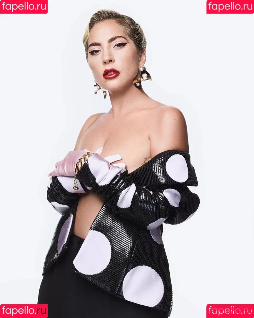 Lady Gaga / ladygaga Onlyfans Photo Gallery 