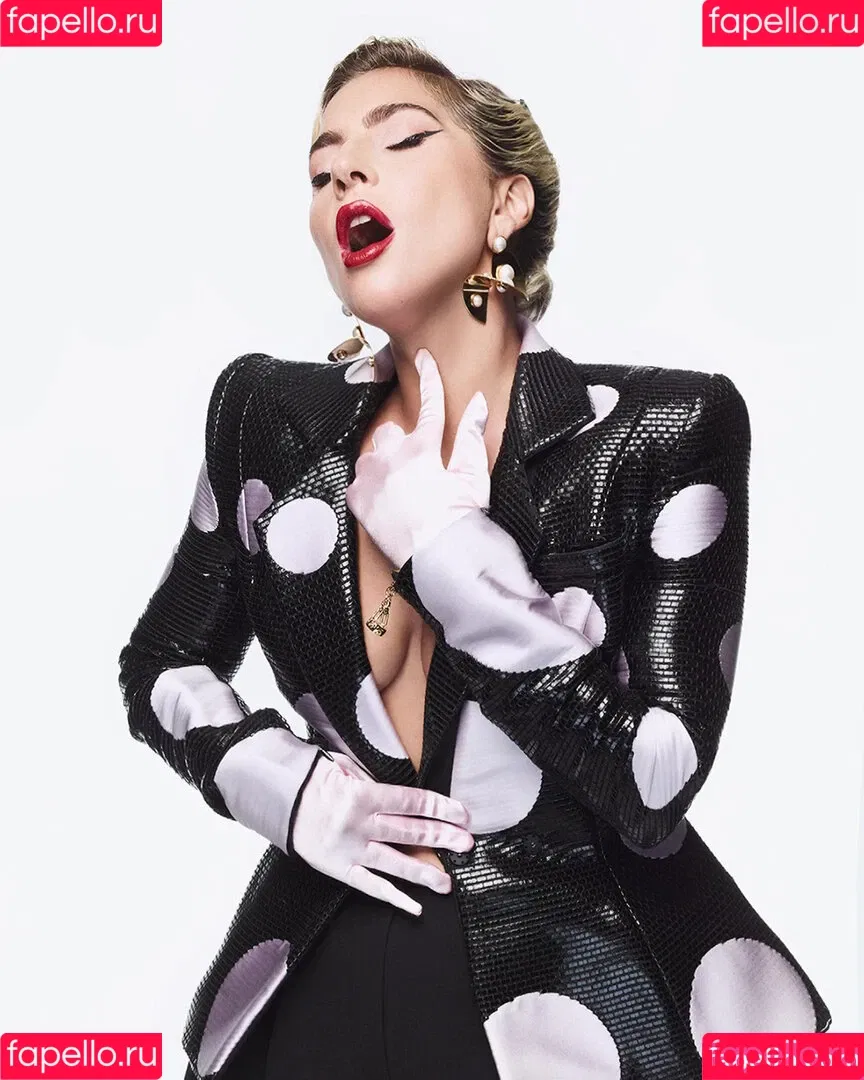 Lady Gaga / ladygaga Onlyfans Photo Gallery 