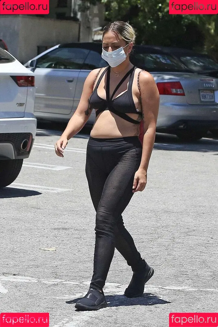 Lady Gaga / ladygaga Onlyfans Photo Gallery 