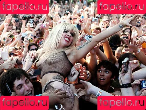 Lady Gaga / ladygaga Onlyfans Photo Gallery 