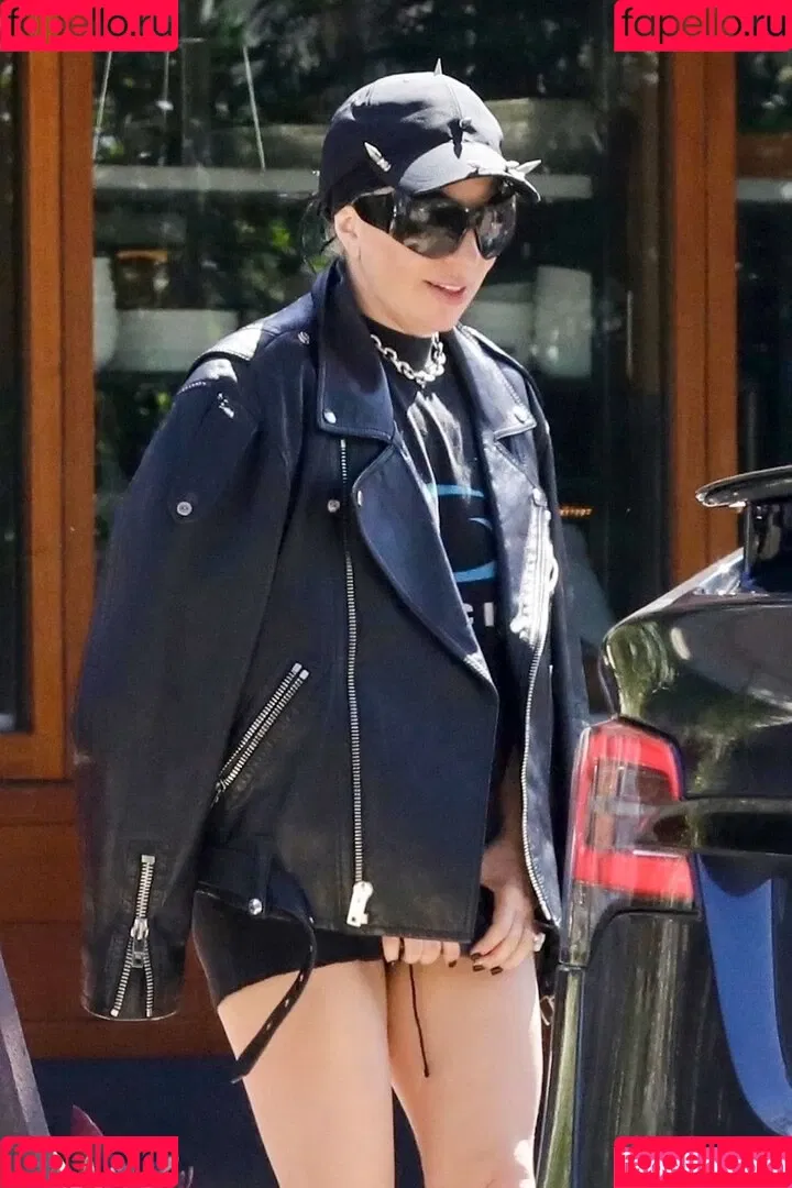 Lady Gaga / ladygaga Onlyfans Photo Gallery 