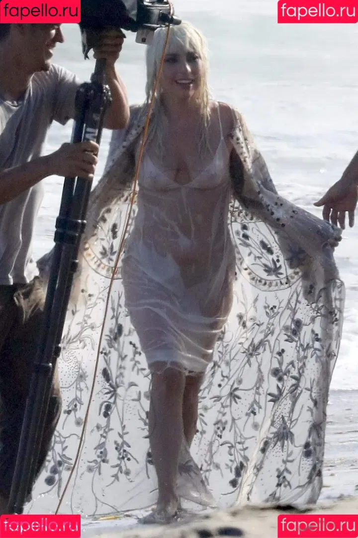 Lady Gaga / ladygaga Onlyfans Photo Gallery 