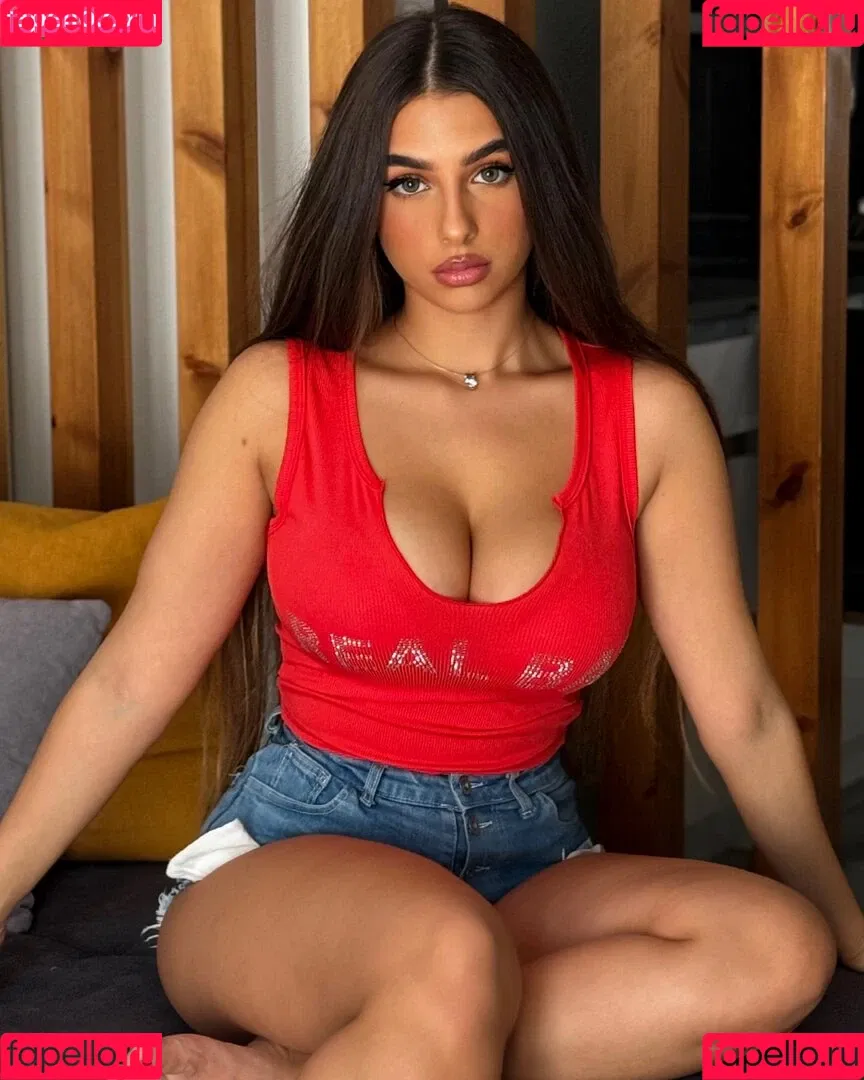 Eva Savagiou / ___evasavagiou Onlyfans Photo Gallery 