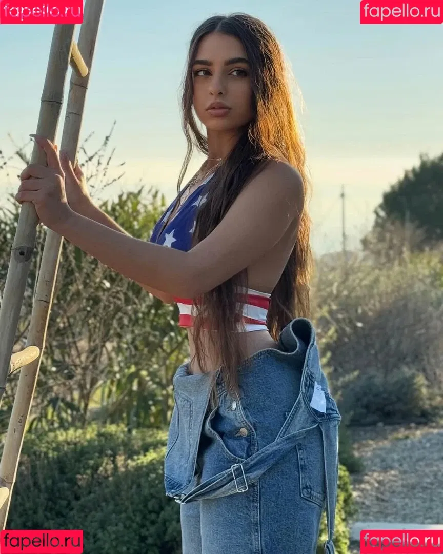 Eva Savagiou / ___evasavagiou Onlyfans Photo Gallery 
