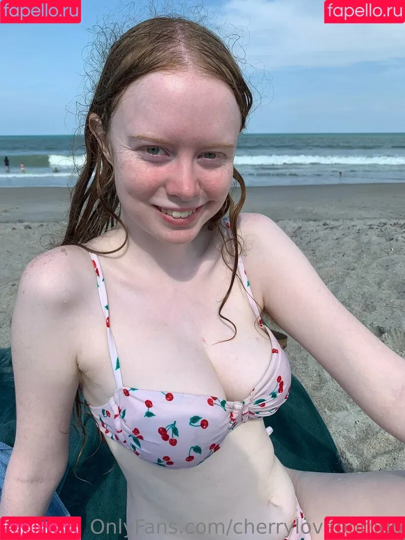 Cherrylovebombb / cherrylovebombx Onlyfans Photo Gallery 