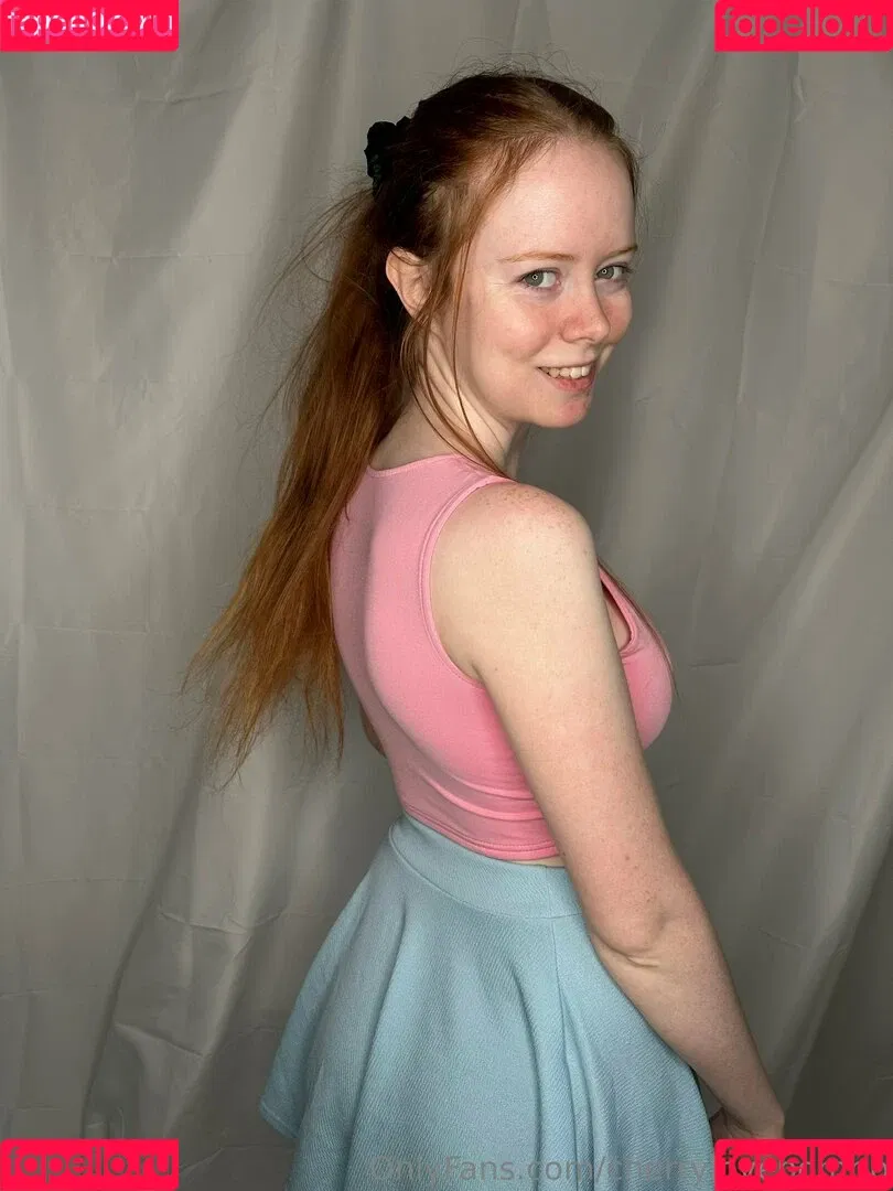 Cherrylovebombb / cherrylovebombx Onlyfans Photo Gallery 