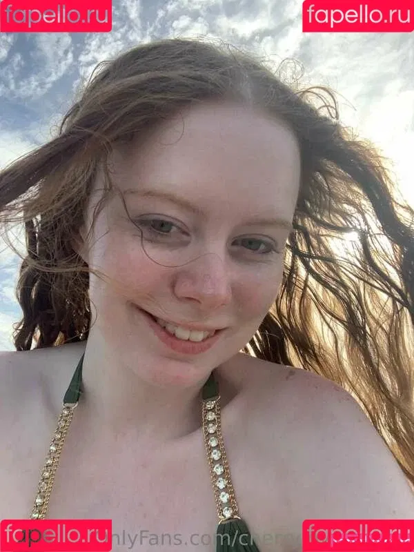 Cherrylovebombb / cherrylovebombx Onlyfans Photo Gallery 