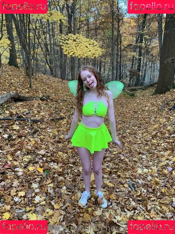 Cherrylovebombb / cherrylovebombx Onlyfans Photo Gallery 