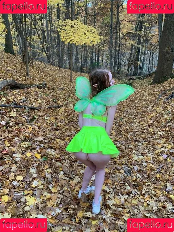 Cherrylovebombb / cherrylovebombx Onlyfans Photo Gallery 