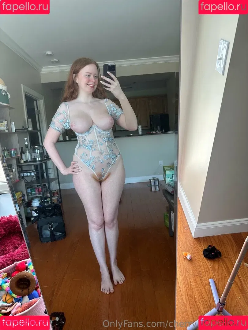 Cherrylovebombb / cherrylovebombx Onlyfans Photo Gallery 