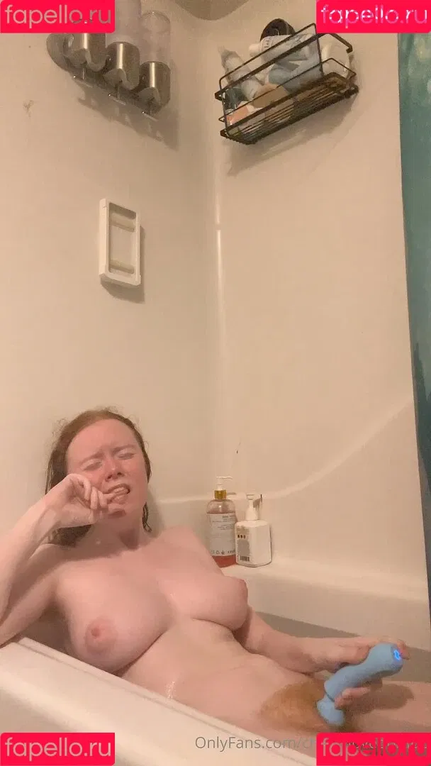 Cherrylovebombb / cherrylovebombx Onlyfans Photo Gallery 