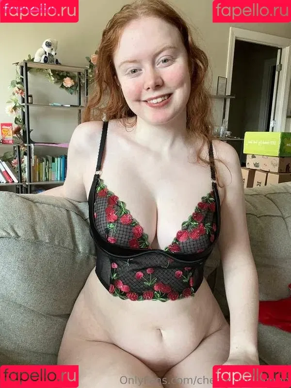 Cherrylovebombb / cherrylovebombx Onlyfans Photo Gallery 